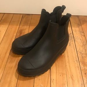 Black rain boots